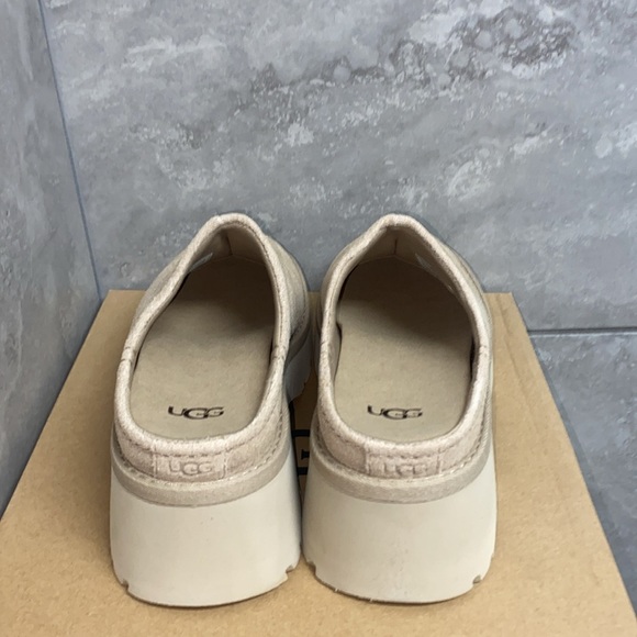 UGG NEW HEIGHTS CLOG - Picture 4 of 7